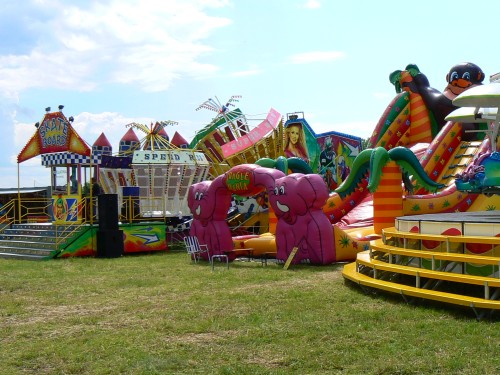 Mixr, nafukovac hrad a Vek Twister