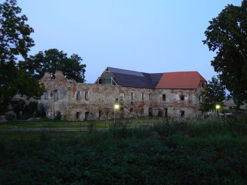 Renesann budova dvora Studnka