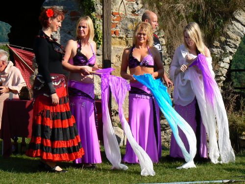 Bin tanenice ze skupiny Shareefa