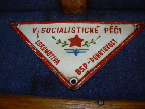 Lokomotiva v socialistick pi
