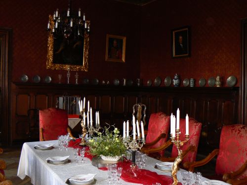 Velk jdelna zmku Loue