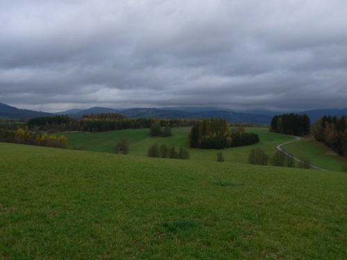 Jen vrchy nad Vrchlabm jsou vidt - Jankv kopec, Strn hra a Herlkovick al