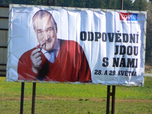 Volebn plachta TOP09 z voleb 2010