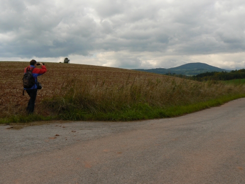 Prv fotografuju mobilem Pozad Windows XP