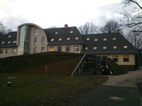 Vzdlvac centrum Krtek a budova Sprvy KRNAP