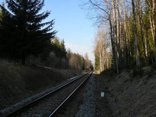 Tra z Paky do Trutnova mezi Martinicemi a Brannou