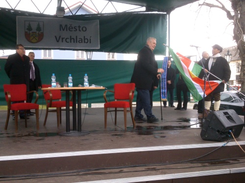 Dekorovn vrchlabskho praporu