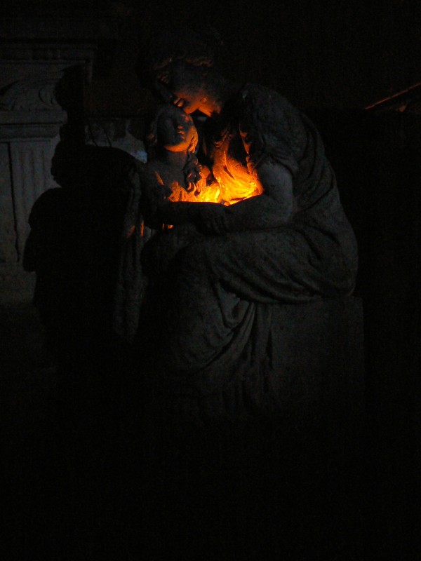 Kamenn maminka, mazlc se se svm dttem