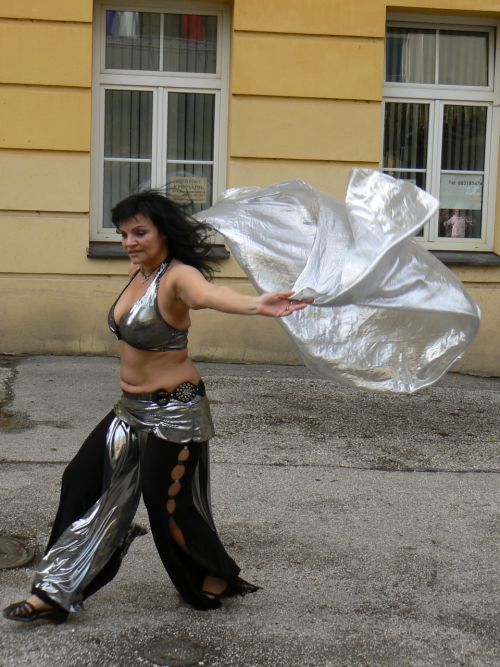 Kaira Sabah tan ze zvojem