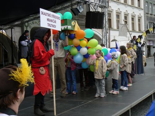 Skautsk stedisko Hrani na pehldce drak