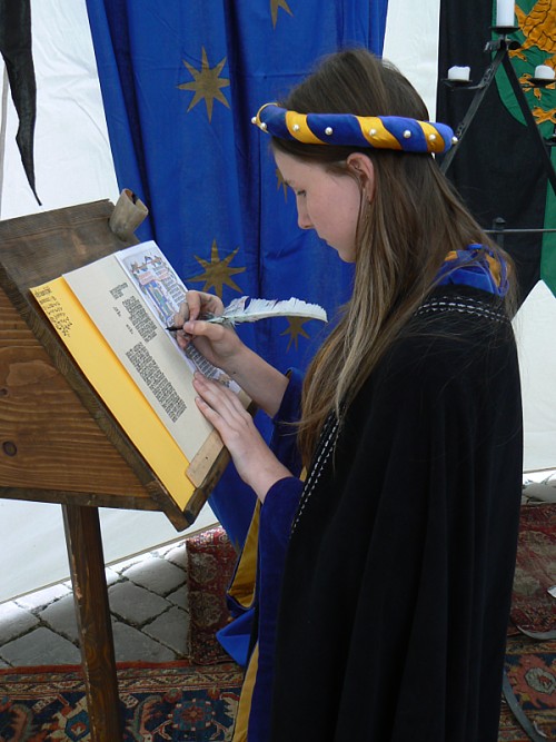 krasna_pisarka_n.jpg, 96kB