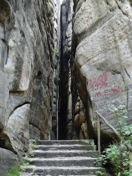 Vchod do Skalnho chrmu