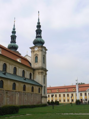 velehrad_chram.jpg, 35kB