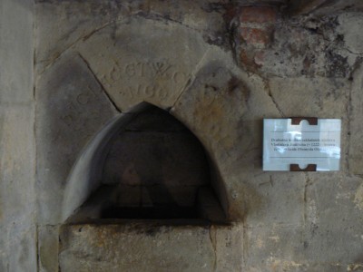 velehrad_hrob.jpg, 38kB