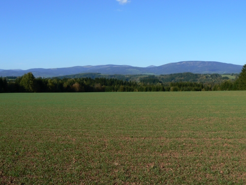 Vhled smrem k horm na ernou horu a Snku