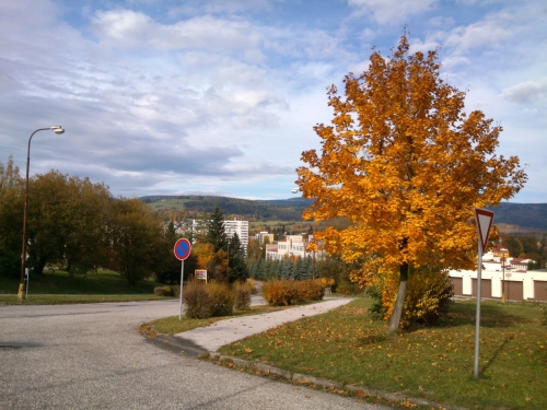 Podzimn barvy v Nerudov ulici